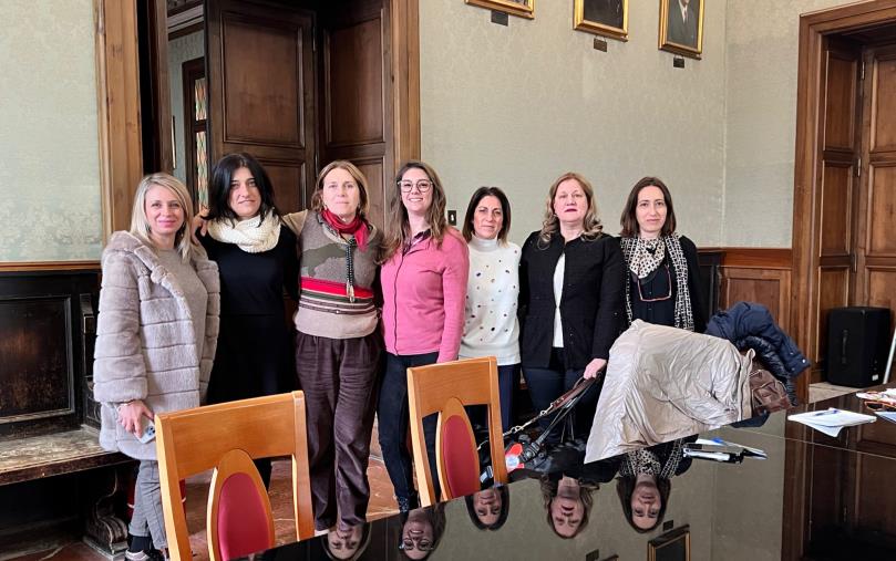 Catanzaro, si è riunito il tavolo di concertazione realizzato per il progetto “Uniti contro la violenza” images Catanzaro, si è riunito il tavolo di concertazione realizzato per il progetto “Uniti contro la violenza”