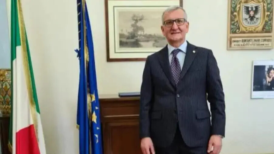 Castrese De Rosa è il nuovo prefetto di Catanzaro images Castrese De Rosa è il nuovo prefetto di Catanzaro