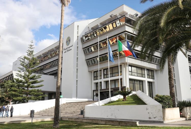 I vaccini saranno somministrati anche Palazzo Campanella. Arruzzolo: "Sarà punto di riferimento per i reggini" images I vaccini saranno somministrati anche Palazzo Campanella. Arruzzolo: "Sarà punto di riferimento per i reggini"