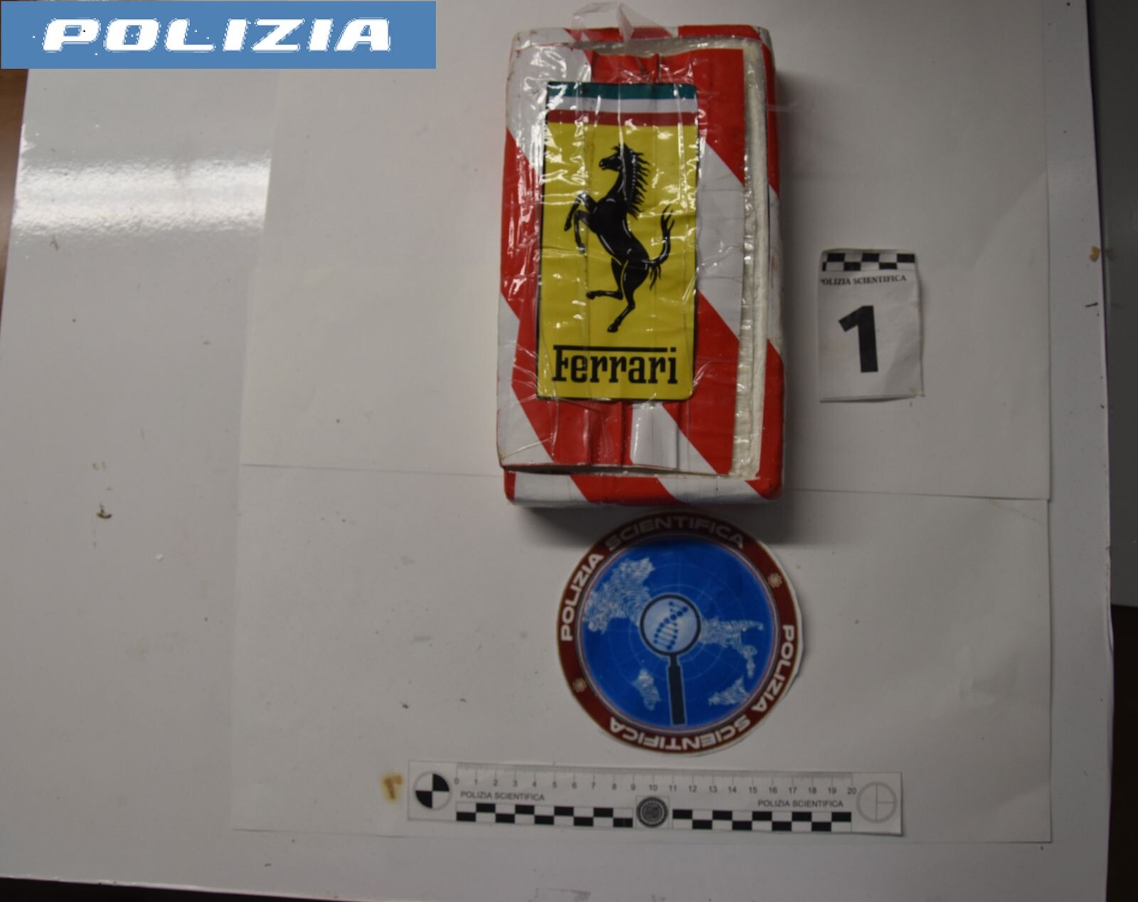 Trasportava in un’auto noleggiata oltre 1,2 Kg di cocaina, arrestato a Catanzaro images Trasportava in un’auto noleggiata oltre 1,2 Kg di cocaina, arrestato a Catanzaro