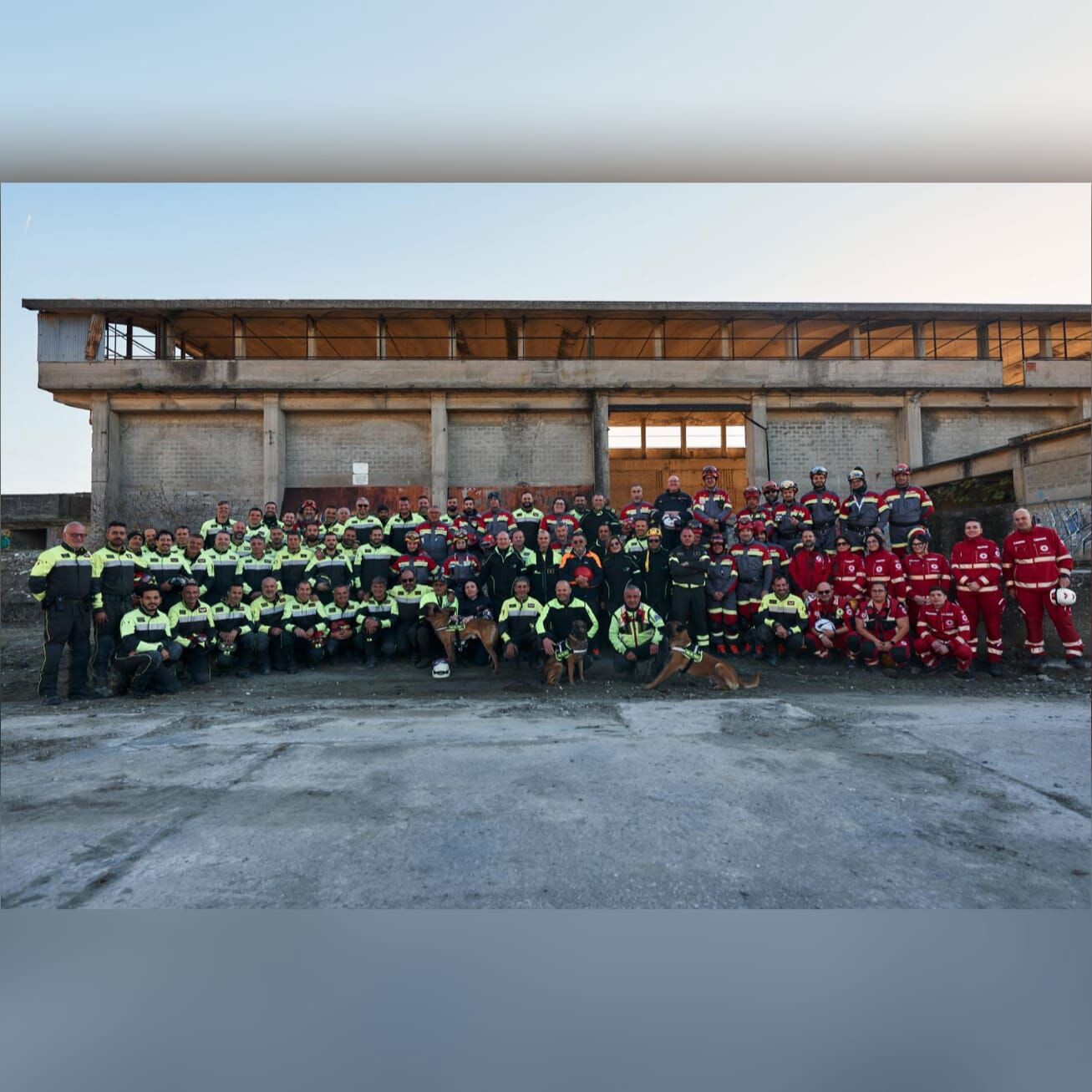 Croce Rossa Italiana - Comitato di Catanzaro in campo per l'esercitazione regionale "EXE Sisma Catanzaro 2025" images Croce Rossa Italiana - Comitato di Catanzaro in campo per l'esercitazione regionale "EXE Sisma Catanzaro 2025"