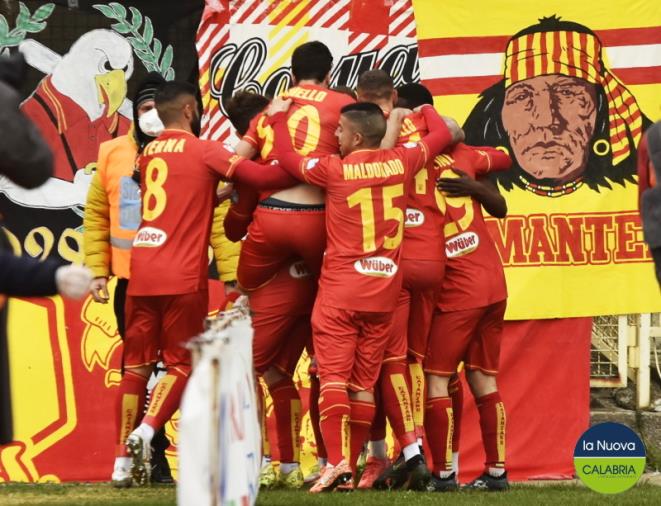 images Us Catanzaro 1929, seduta unica per le Aquile in vista della gara con i laziali guidati dall'ex Menichini