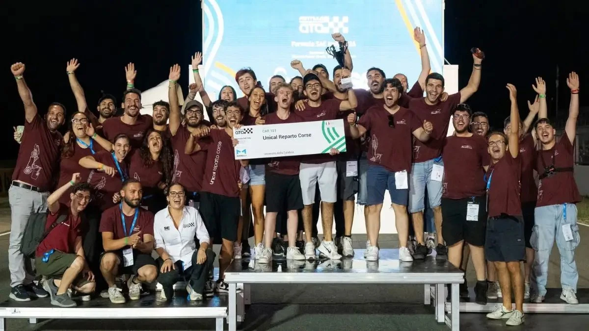 Unical Reparto Corse da record: doppia vittoria in Formula SAE tra elettrico e Business Plan