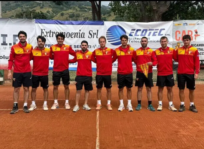 images Tennis B, la Calabria Swim Race stupisce ancora: pari con la corazzata del TC Napoli
