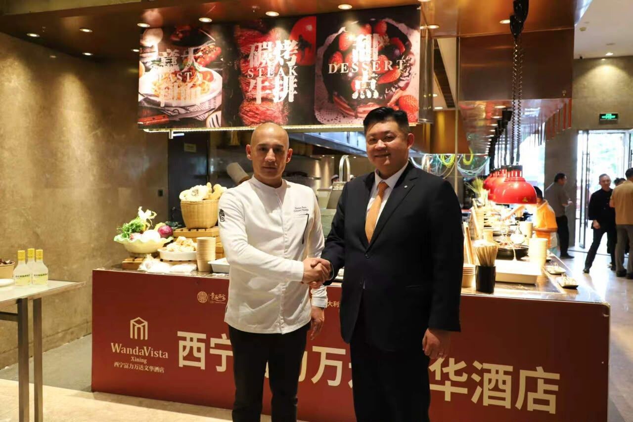 images Dalla Calabria alla Cina: lo chef catanzarese Paolo Dodaro conquista il Qinghai 