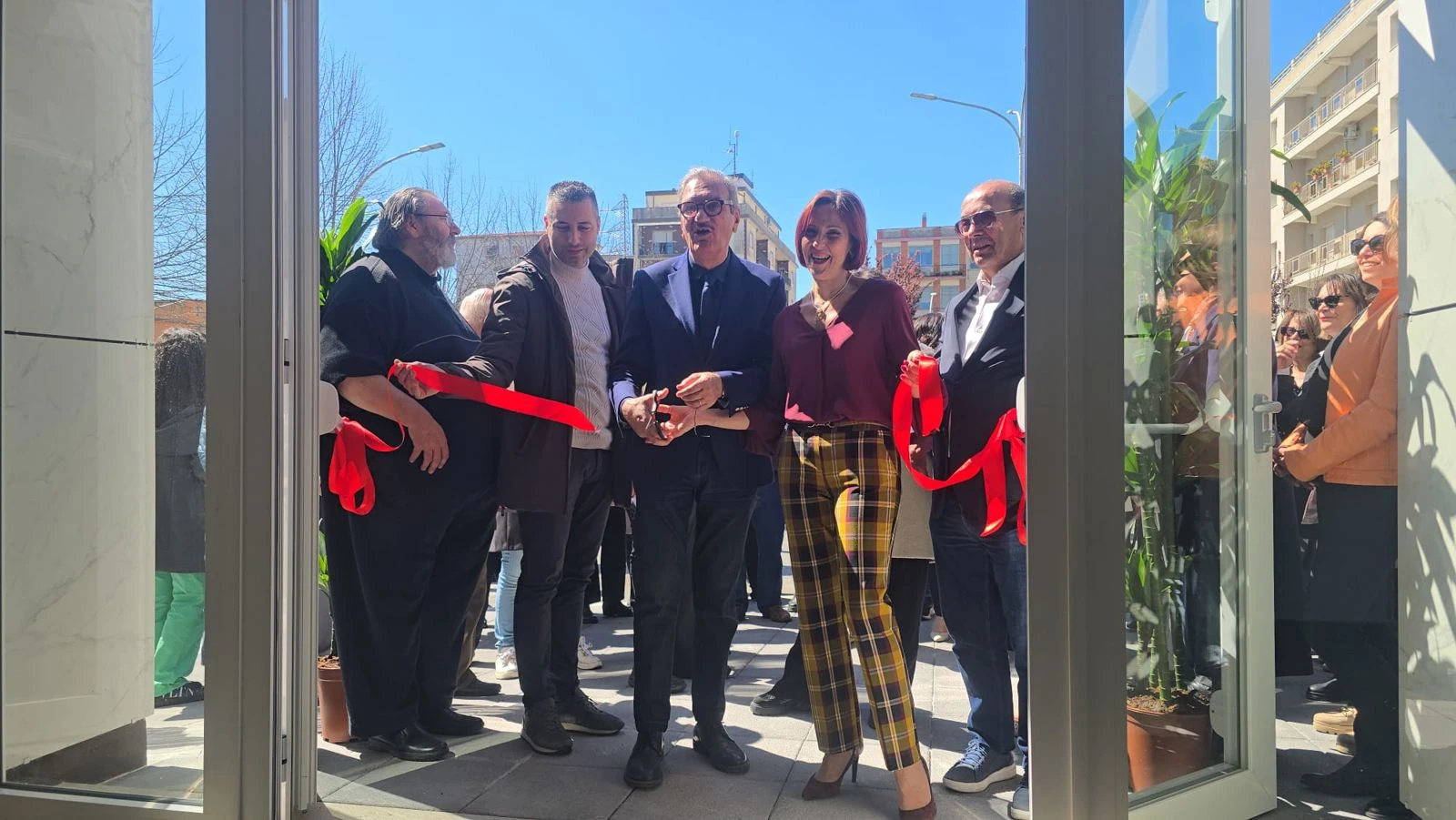 Inaugurato a Vibo il Centro per la Famiglia: presenti autorità, associazioni e cittadini