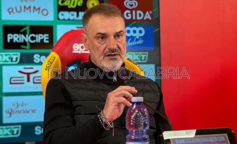Catanzaro-Reggiana, l'amarezza di Vivarini: "Ci abbiamo provato in tutti i modi" images Catanzaro-Reggiana, l'amarezza di Vivarini: "Ci abbiamo provato in tutti i modi"