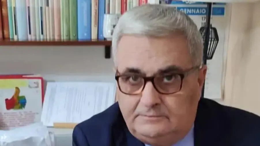 L'azzeramento della Giunta deciso da Fiorita e il possibile ruolo del PD images L'azzeramento della Giunta deciso da Fiorita e il possibile ruolo del PD