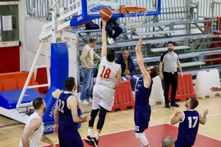 images Basket Academy Catanzaro archivia la pratica Sport Club Gravina 76-57