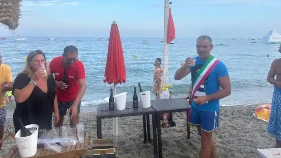 Montauro, è Alessio Marcellino il nuovo Sindaco del Dadada Beach Village images Montauro, è Alessio Marcellino il nuovo Sindaco del Dadada Beach Village