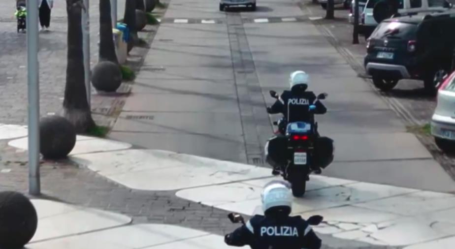 images Controlli sul lungomare di Crotone, sanzionati cinque locali