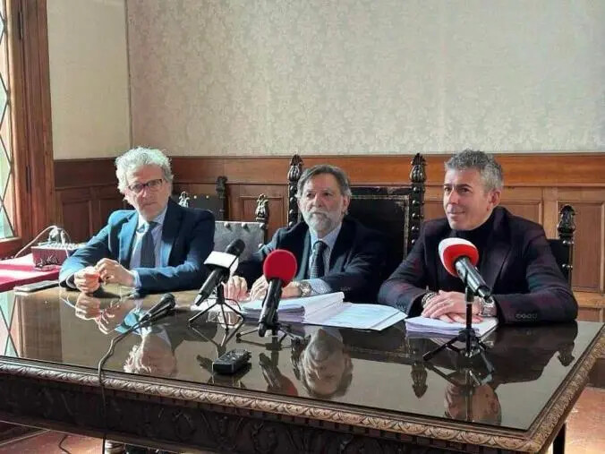 images Reparto Prevenzione Crimine a Catanzaro, il Gruppo Consiliare "Azione" deposita una mozione