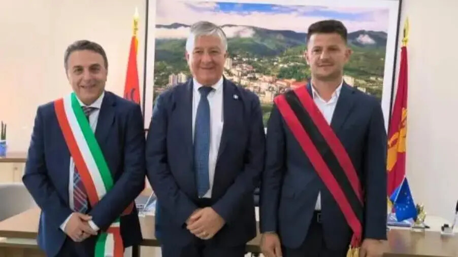 Presto gemellati il Comune di San Cosmo Albanese e quello di Mirdita in Albania images Presto gemellati il Comune di San Cosmo Albanese e quello di Mirdita in Albania
