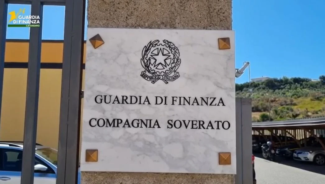 Affitti in nero e manodopera irregolare nel Soveratese: scoperti 23 lavoratori e affittacamere illegale