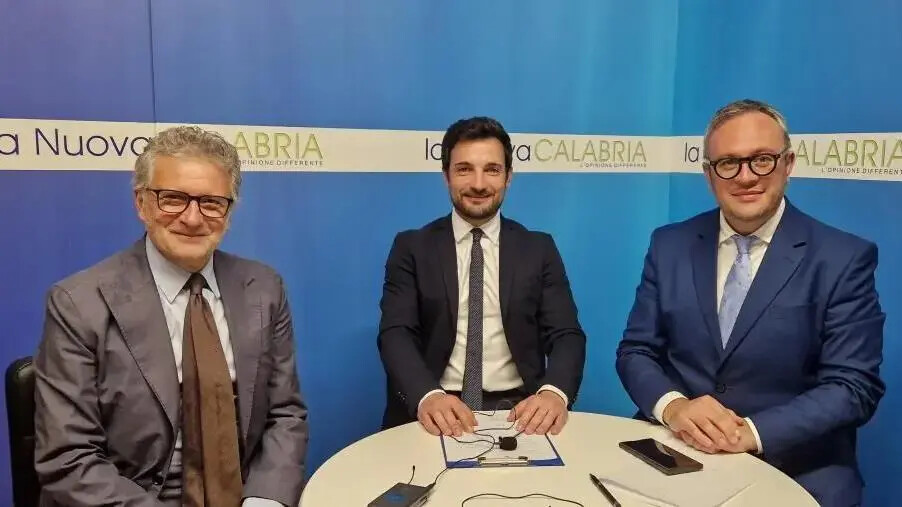 Catanzaro Capitale, partito il confronto: Parisi vs Talerico (GUARDA LA DIRETTA) images Catanzaro Capitale, partito il confronto: Parisi vs Talerico (GUARDA LA DIRETTA)