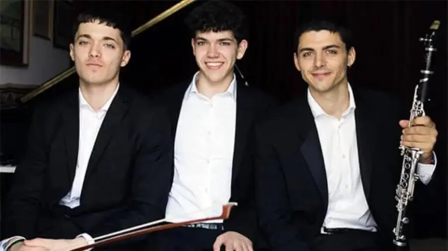 images AMA Calabria, a Lamezia Terme domenica l’affascinante viaggio musicale del Trio De Feo