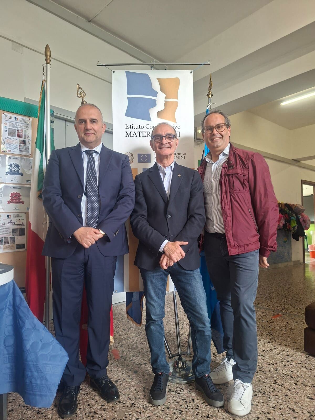 images Le mani che parlano al cuore: il 21 maggio la scoperta della LIS nelle sezioni dell’infanzia dell’IC Catanzaro Mater Domini Nord Est Manzoni

