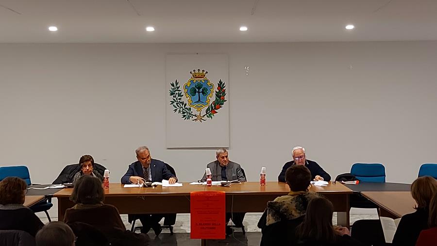 “Il silenzio della solitudine”: presentato a Soverato il nuovo libro dell’avvocato Antonio Nania
images “Il silenzio della solitudine”: presentato a Soverato il nuovo libro dell’avvocato Antonio Nania