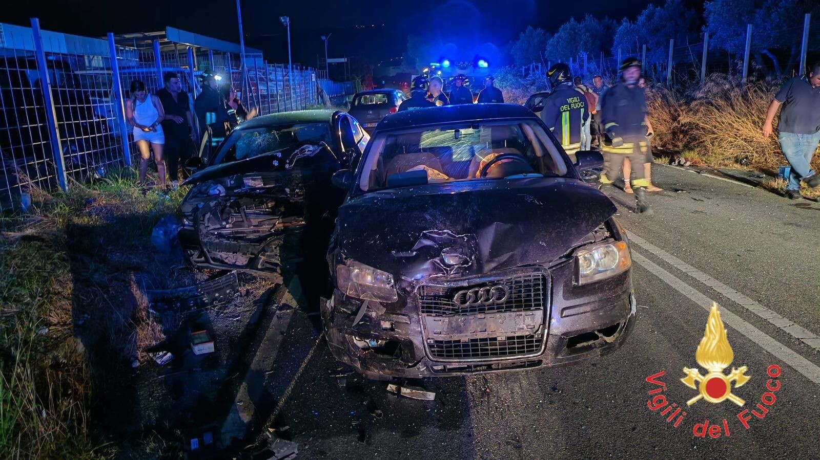 Scontro tra 3 auto sulla SS 106 tra Squillace e Roccelletta di Borgia: 5 feriti images Scontro tra 3 auto sulla SS 106 tra Squillace e Roccelletta di Borgia: 5 feriti