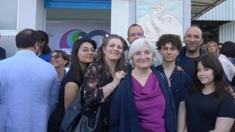 Lamezia, il Liceo Artistico del Polo Liceale 'Campanella-Fiorentino' di Lamezia Terme presente alla “Culla per la Vita” images Lamezia, il Liceo Artistico del Polo Liceale 'Campanella-Fiorentino' di Lamezia Terme presente alla “Culla per la Vita”