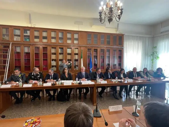images Più telecamere a Catanzaro e Lamezia: il campo rom di Scordivillo sarà bonificato entro l'estate 