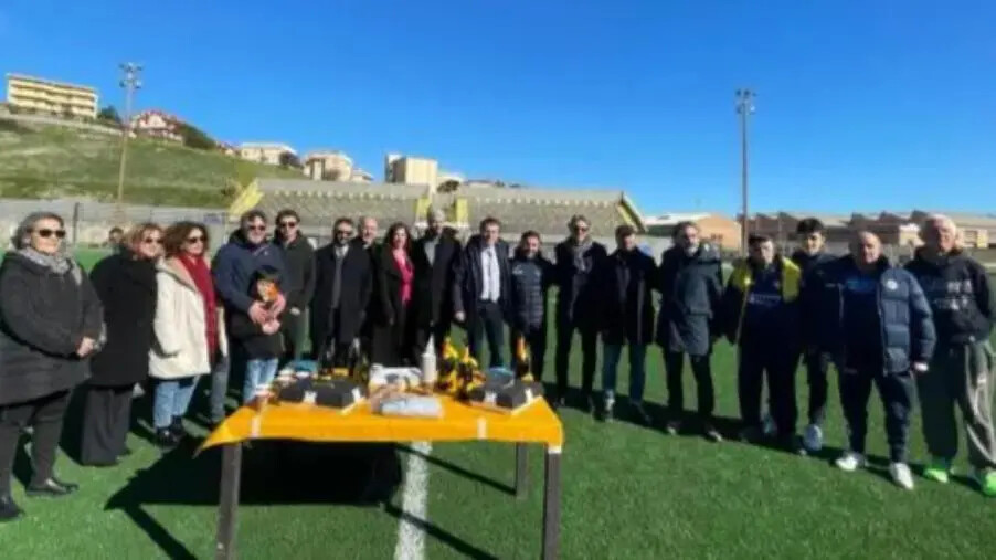 Catanzaro, inaugurato lo stadio 'Curto' a Lido: Pietro Iemmello testimonial d'eccezione (VIDEO) images Catanzaro, inaugurato lo stadio 'Curto' a Lido: Pietro Iemmello testimonial d'eccezione (VIDEO)