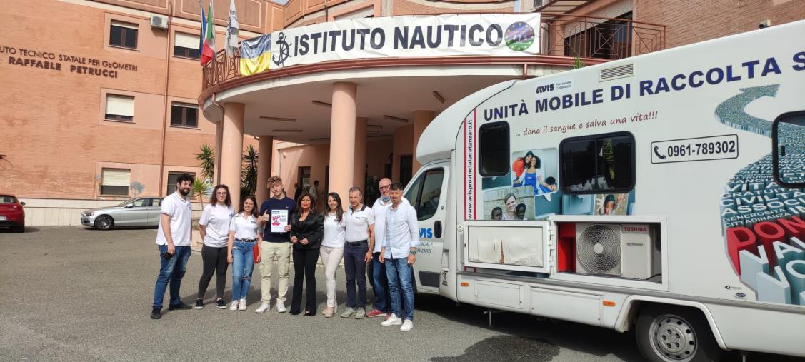 Catanzaro, a maggio il “Petrucci Ferraris Maresca” si trasforma in un’officina di idee
images Catanzaro, a maggio il “Petrucci Ferraris Maresca” si trasforma in un’officina di idee