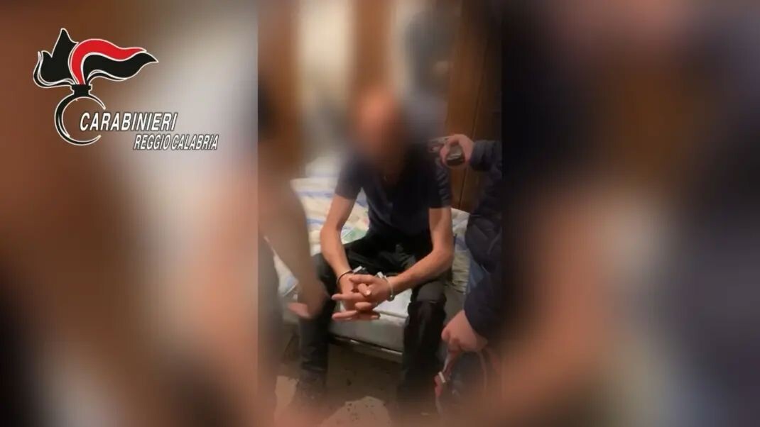 images La baby gang che terrorizza Reggio, il procuratore Crescenti: "Hanno bisogno di esibirsi sui social"