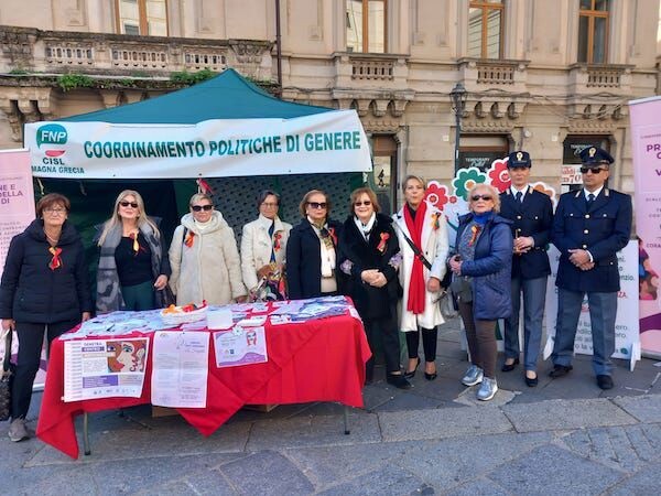 images Fnp Cisl in piazza contro la violenza sulle donne, Scalzo: "E' doveroso ricordare le vittime"