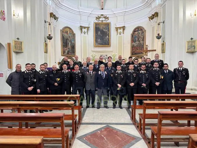 images L'Arma della Compagnia di Sellia Marina celebra il Precetto Pasquale a Simeri Crichi