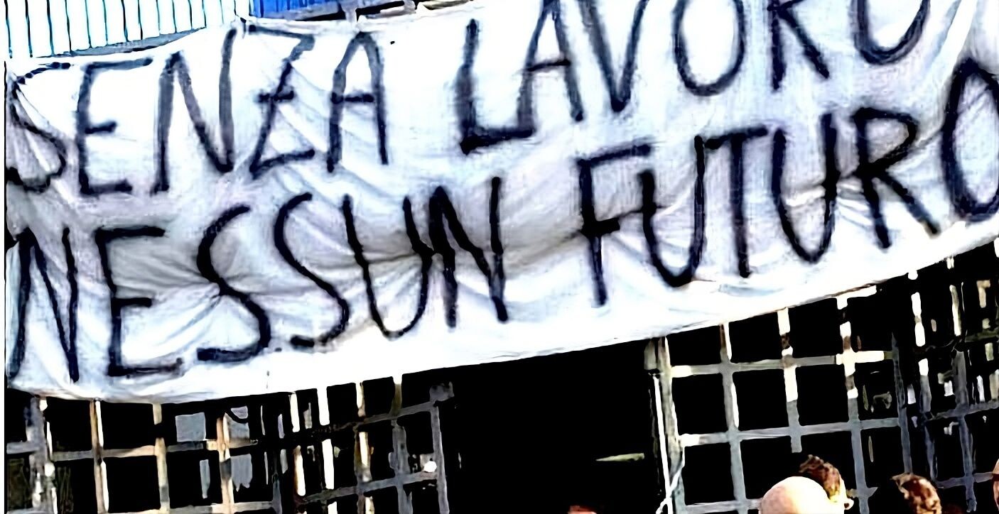 images Legge di Bilancio, i precari dei Ministeri restano fuori: in Calabria e nel Sud scatta la protesta