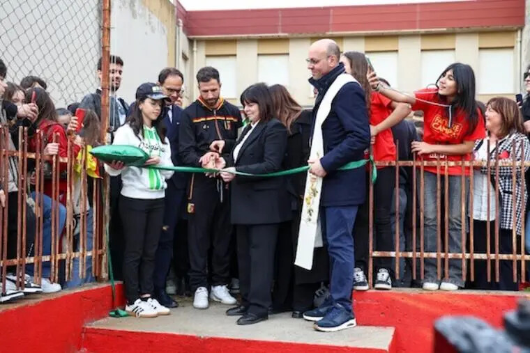 images BKT in volo con le Aquile inaugura un campo polisportivo a Catanzaro
