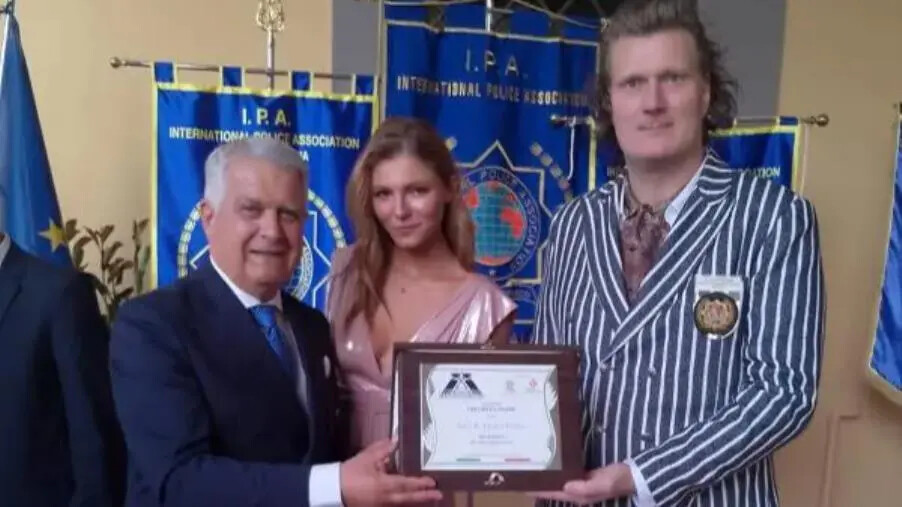 images Il commissario Sin Errigo, insignito dell’VII premio 'Ocean Sea Fundation- Green Award' 