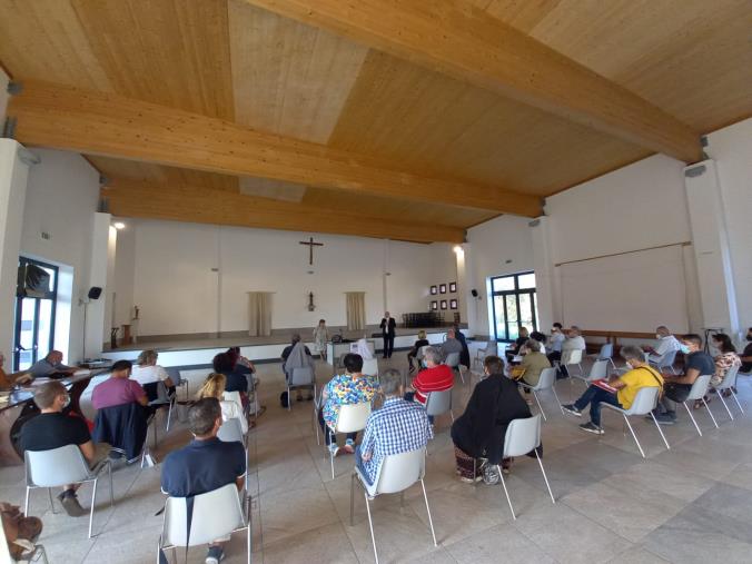 Catanzaro. Al via oggi la tre giorni del convegno biblico diocesano alla Parrocchia Santa Teresa di Gesù Bambino images Catanzaro. Al via oggi la tre giorni del convegno biblico diocesano alla Parrocchia Santa Teresa di Gesù Bambino