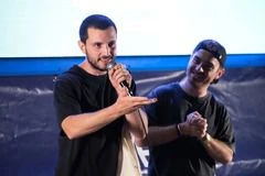 Catanzaro, successo per il debutto catanzarese di "Schermi": Giacomo Ferrara emoziona il pubblico