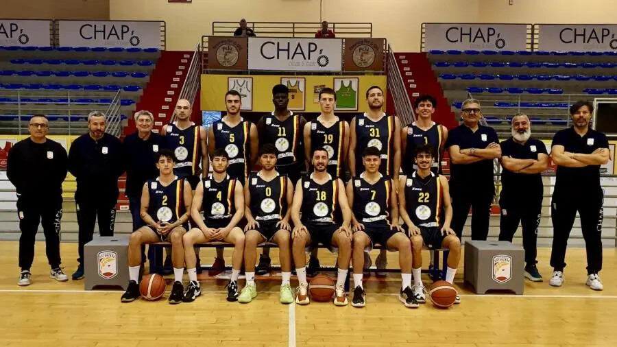 images Catanzaro, al Pala Pulerá la festa dei giallorossi del basket per il primo posto in Campionato &nbsp;