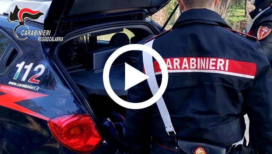 images Motta San Giovanni, i carabinieri fermano una banda che rubava mezzi di lavoro: coinvolto anche un minore 
