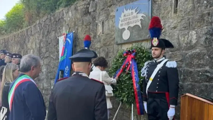 Sant'Eufemia d’Aspromonte (RC), celebrato il 28° Anniversario della morte del Maresciallo Azzolina images Sant'Eufemia d’Aspromonte (RC), celebrato il 28° Anniversario della morte del Maresciallo Azzolina