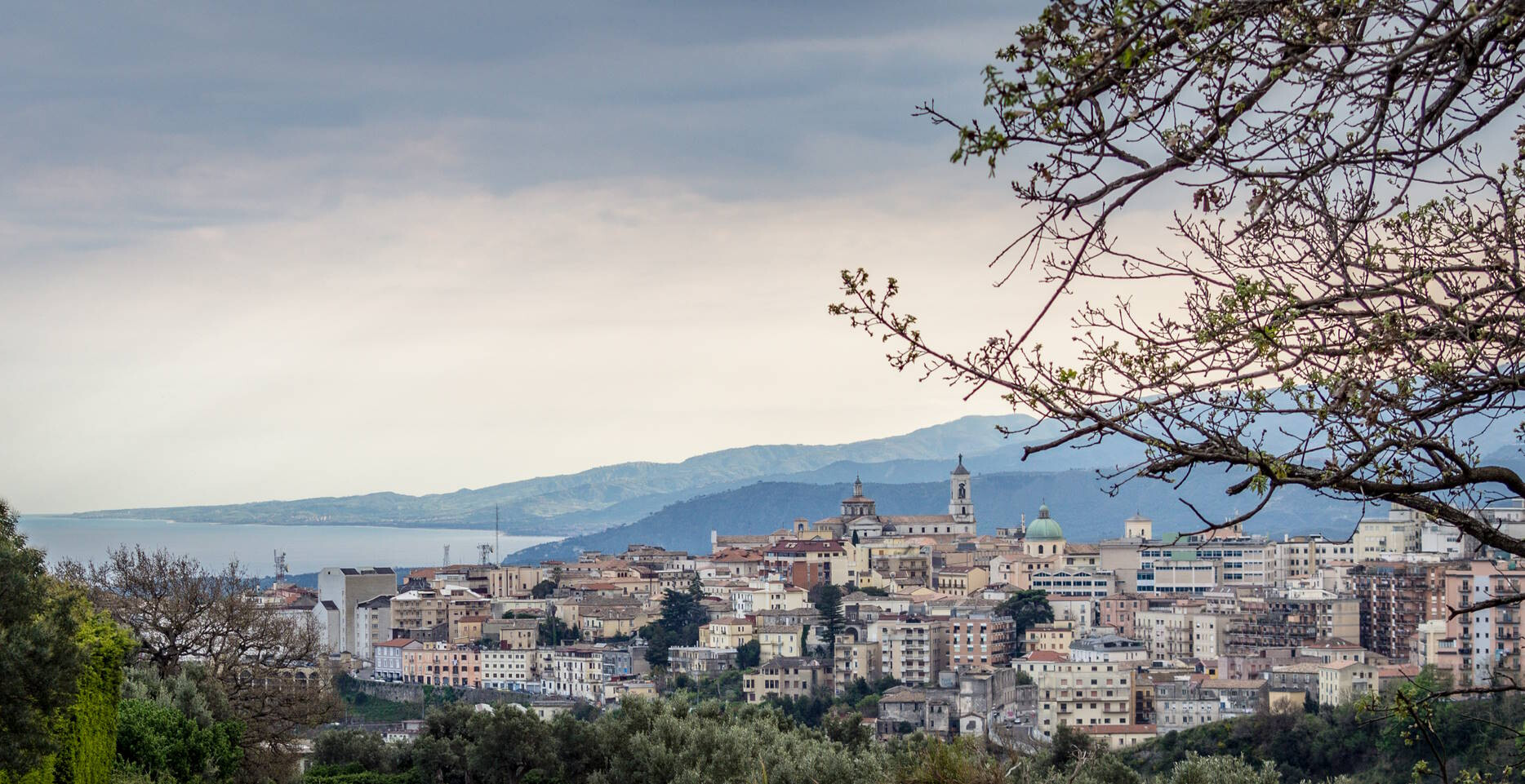 images Strade, traffico e parcheggi: il piano di interventi urgenti suggerito da "NoiamiamoCatanzaro"