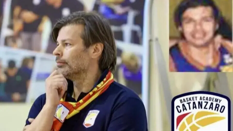 Basket, i giallorossi in semifinale di play-off: l'appello alle vecchie glorie del catanzarese images Basket, i giallorossi in semifinale di play-off: l'appello alle vecchie glorie del catanzarese