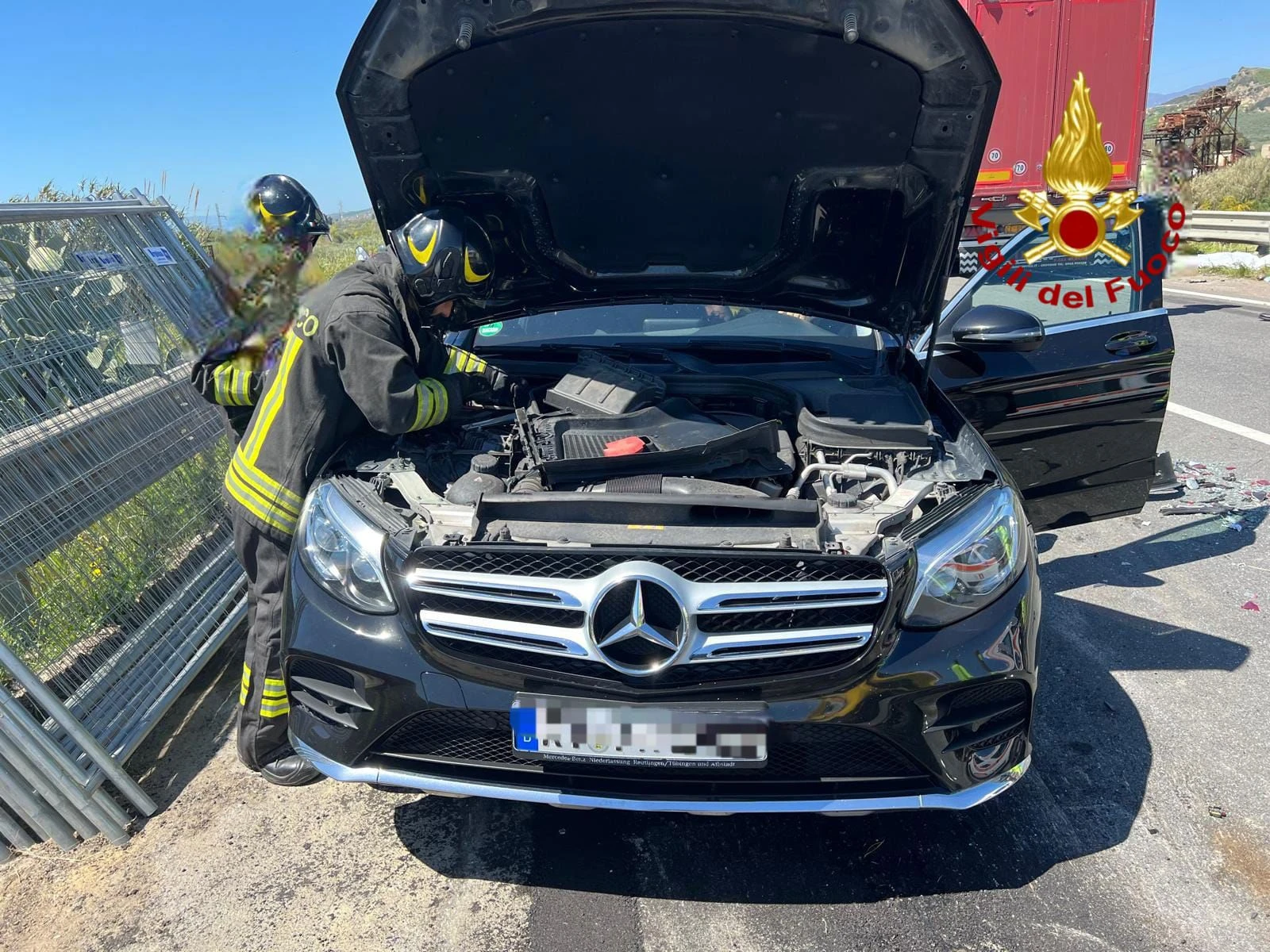 Grave scontro tra auto ad Isola Capo Rizzuto: un morto e tre feriti 