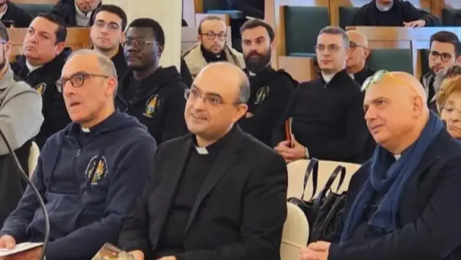 images Catanzaro, riaperta al Seminario San Pio X la Cappella Maggiore