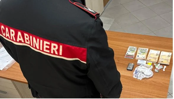 Lamezia, sequestrata cocaina ed eroina a una 50enne già agli arresti domiciliari per spaccio  