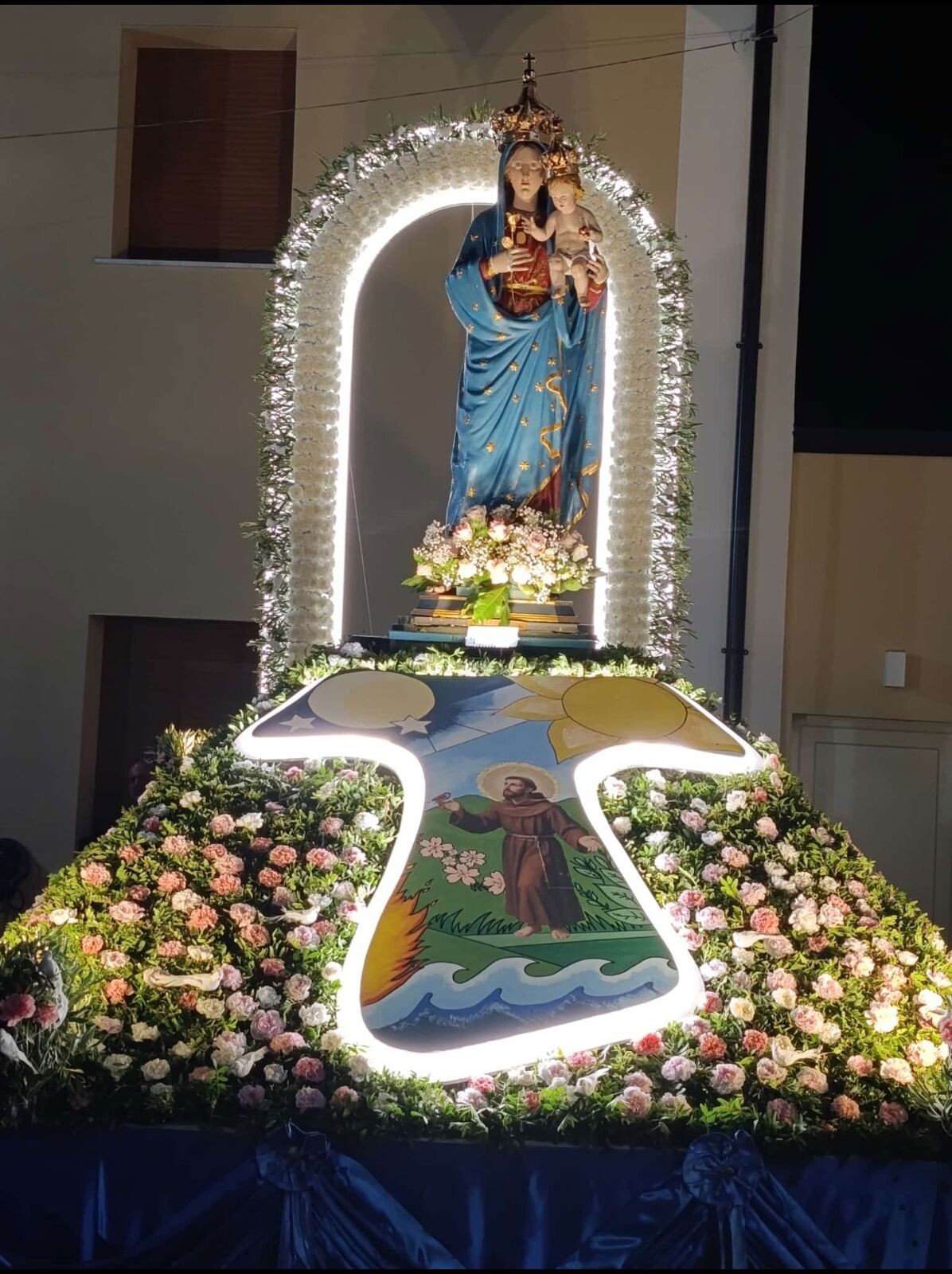 images Gasperina abbraccia la Madonna dei Termini: migliaia di fedeli per la tradizionale “ ’A nchjanata”