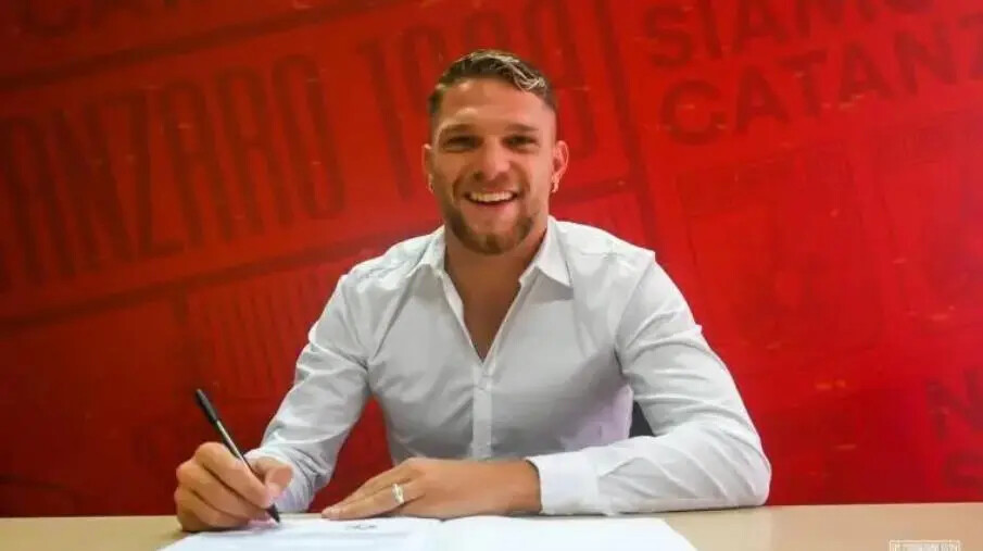 US Catanzaro, Giovanni Volpe ceduto in prestito all’Audace Cerignola con opzione di riscatto images US Catanzaro, Giovanni Volpe ceduto in prestito all’Audace Cerignola con opzione di riscatto