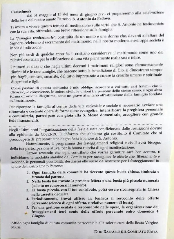 images Il parroco di Cropani Marina contro chi attenta alla "famiglia tradizionale": è rivolta sui social