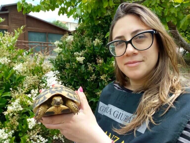 images Il dolore di Catanzaro per Emanuela: domani l’esame autoptico, venerdì i funerali