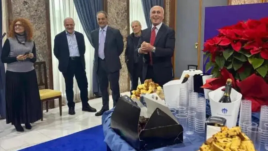 images Cosenza, il Sindaco Caruso incontra dipendenti e amministratori per gli auguri di Natale