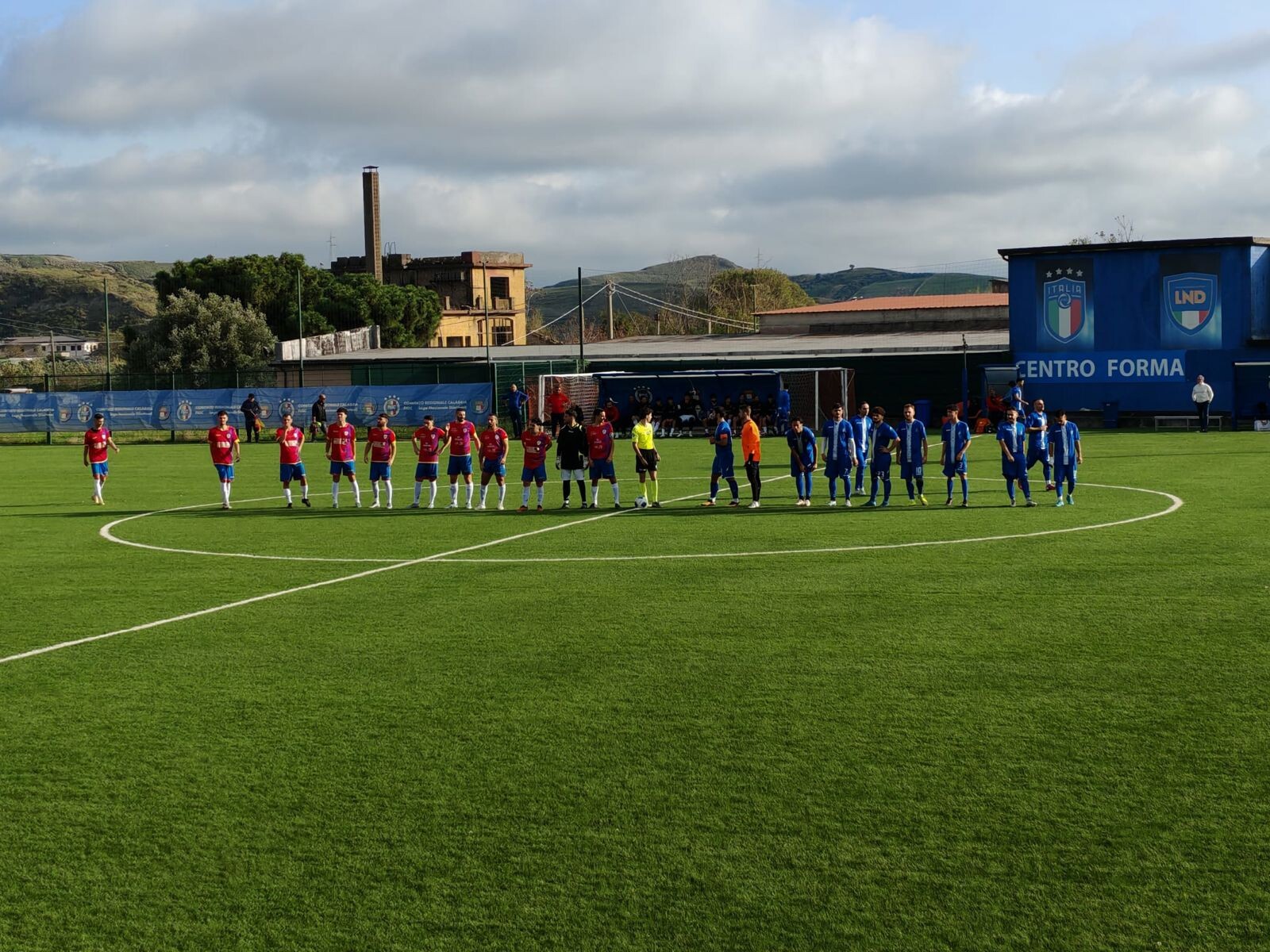 Calcio, 1a Categoria: Caraffa e Prasar si dividono la posta nel derby catanzarese images Calcio, 1a Categoria: Caraffa e Prasar si dividono la posta nel derby catanzarese