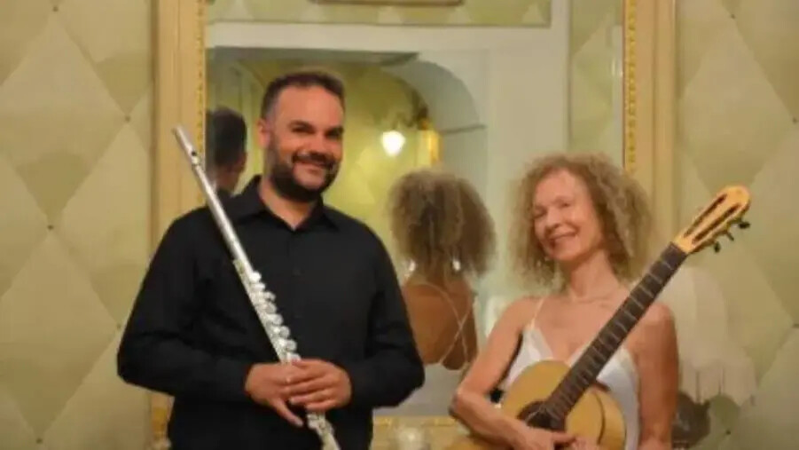 images AMA Calabria, a Lamezia Terme “Le parole non dette” del duo Castellaneta e Narcisi

